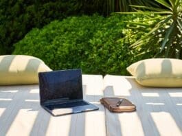 Laptop Vacation