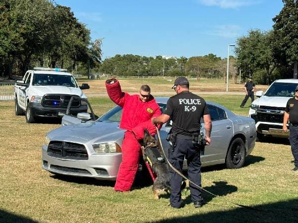 Policedept.k9demonstration
