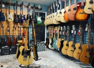 Austins Guitars