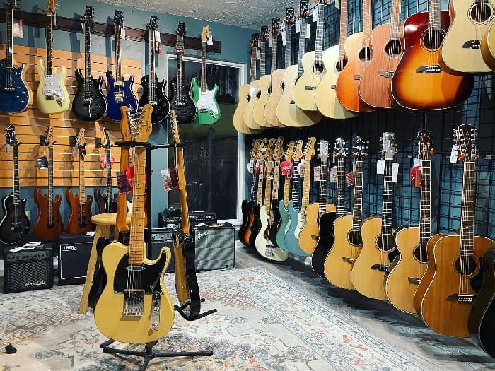 Austins Guitars