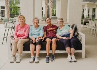 Watersound Fountains 25 Friends 006 4c