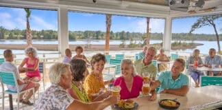 Latitude Margaritaville Ws Bar & Chill Dining