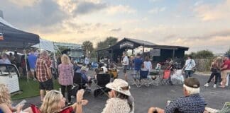 Whiskeys Saloon 2532